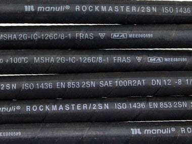 Premium hydraulic hose with high visibility transfer tape marking