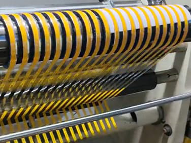 Hose labels cutting equipment