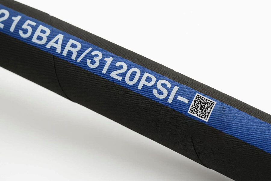 Hydraulic hose with scannable QR code and high visibility branding